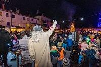 PRAZNIČNA TRŽNICA V DIVAČI in PRIHOD DEDKA MRAZA 33